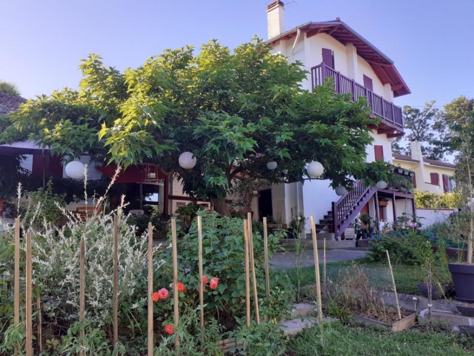 Salies-de-Béarn Au Bosquet, Chambre Et Salle De Bains Avec Petit Dejeuner A 600 M Du Centre Dans Un Cadre Calme Et Verdoyant מראה חיצוני תמונה